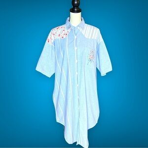 Women’s Chandri Cottagecore Grannycore Denim Floral Accented Shirt Dress - OSFM